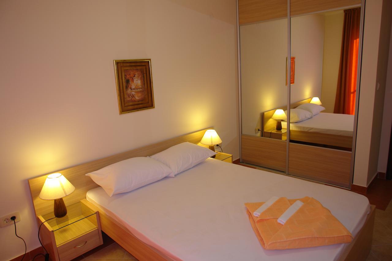 Villa Franeta Apartments บุดวา ภายนอก รูปภาพ